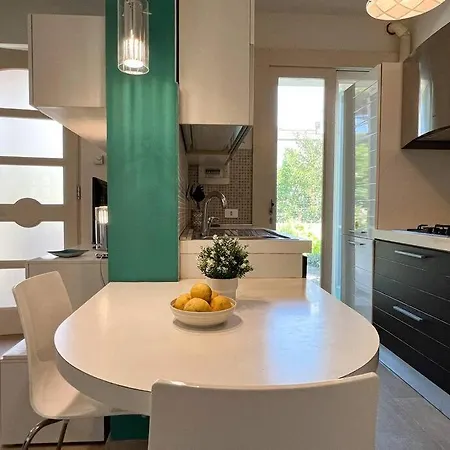 Casa L'oleandro Apartmán Tirrenia